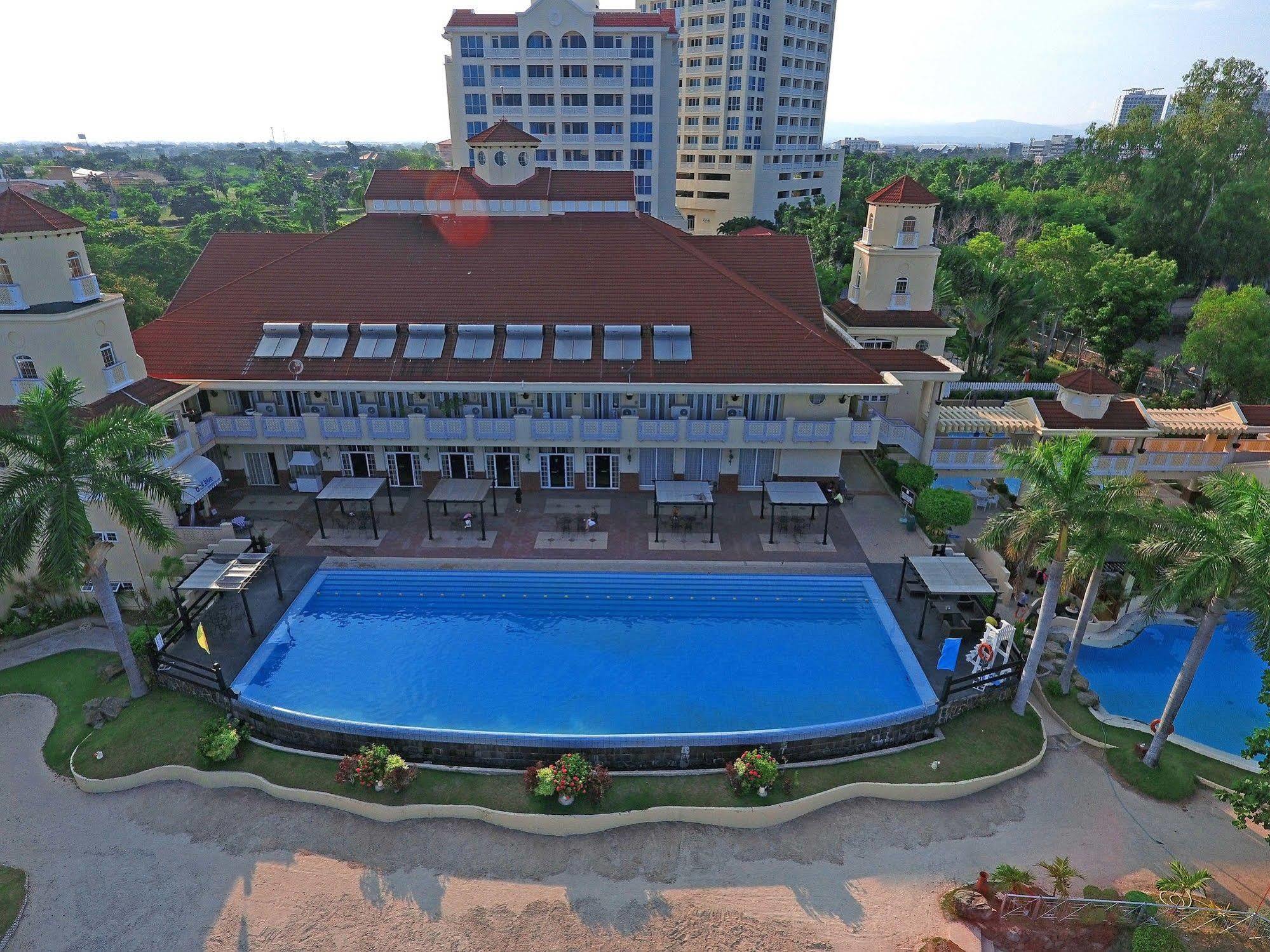 Vista Mar Beach Resort And Country Club Мактан Экстерьер фото